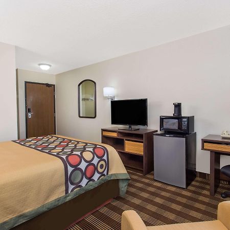 Super 8 By Wyndham Eau Claire I-94 Motel Eksteriør billede