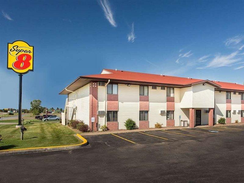 Super 8 By Wyndham Eau Claire I-94 Motel Eksteriør billede