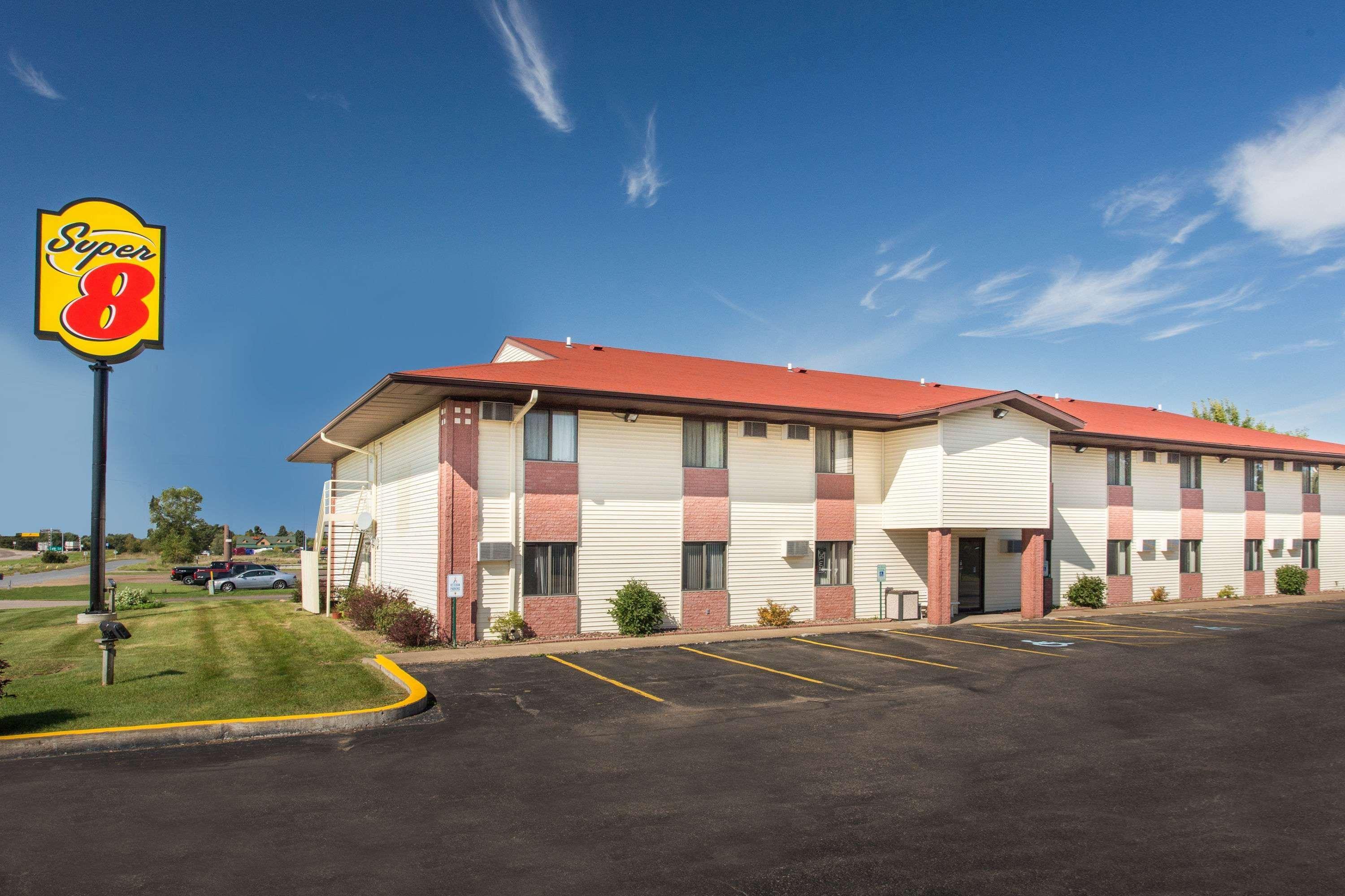 Super 8 By Wyndham Eau Claire I-94 Motel Eksteriør billede