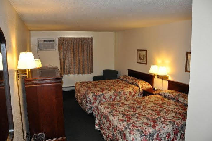 Super 8 By Wyndham Eau Claire I-94 Motel Eksteriør billede